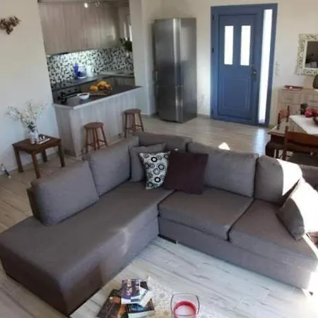 Mandis - Aggelos 1st Floor * Karavados